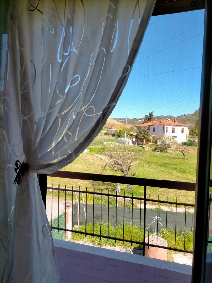 Suite Paradiso Кастелнуово Магра Екстериор снимка